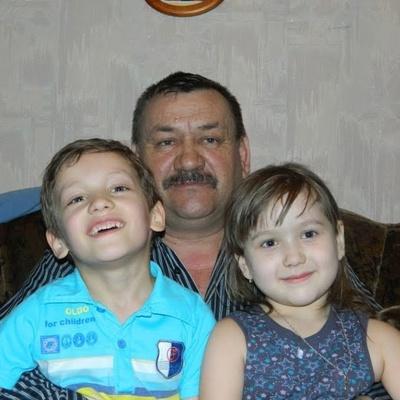 Петр Устименко