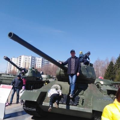 Влад Попов