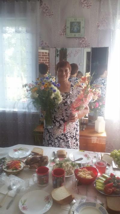 Валентина Леонтьева