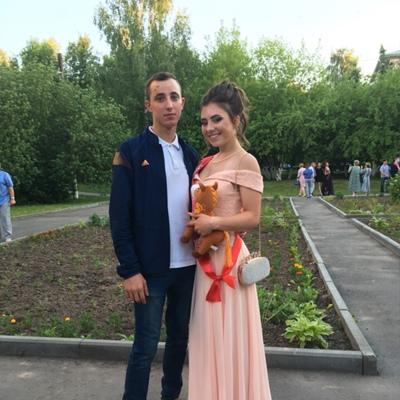 Дмитрий Холгов